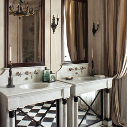 Master Bathrooms in antique limestone - Tile