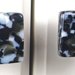 Glass Noir - Products