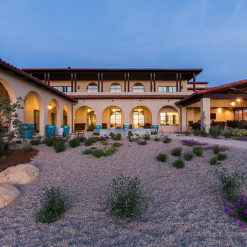 Castillo Residence
