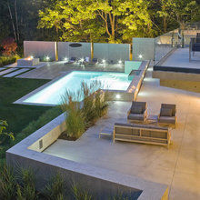 Courtyard  Seating