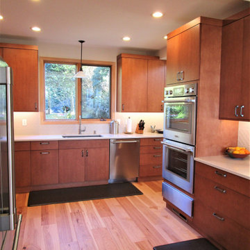 Going With the Flow in an Expanded Kitchen