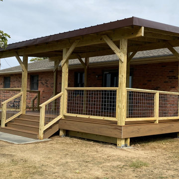 Hall Farm Style Covered Deck