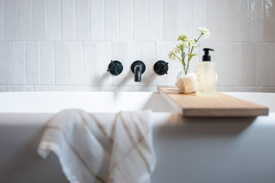 Bathroom - contemporary bathroom idea in San Diego