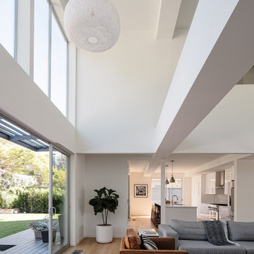 Connect 10 Mar Vista