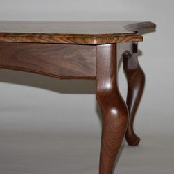 Queen Bela Coffee Table - Coffee And Accent Tables