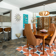 Kitchen & Foyer