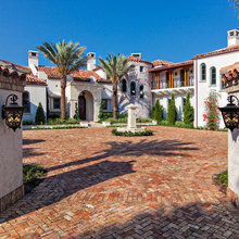 Big homes big style