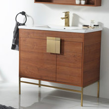 "Magnolia" Downstairs bathroom