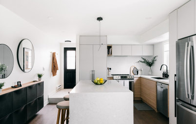 Kitchen of the Week: Clean and Minimalist With Organic Warmth