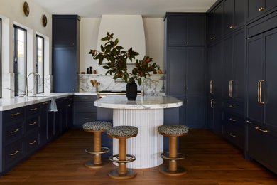 Inspiration for a transitional kitchen remodel in Las Vegas