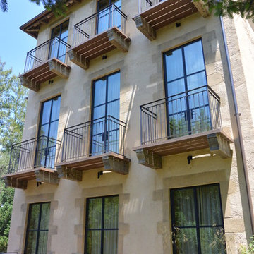 Jada Windows Thermally Broken Steel French Doors with Balcony