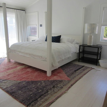 AMAGANSETT: DARK TO WHITE...BLEACHED AND WHITE WASHED 5" RED OAK, TRAFFIC HD