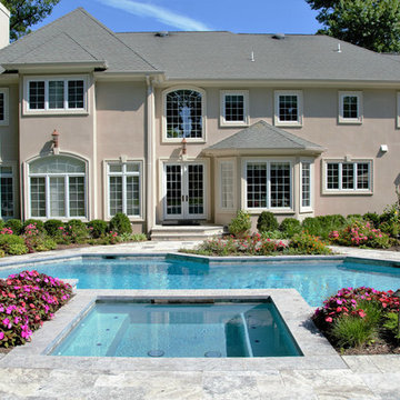 Modern Pool Spa & Outdoor Living Space
