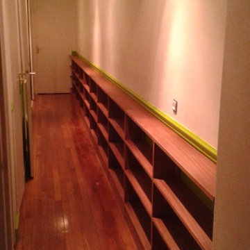 Longue bibliothèque