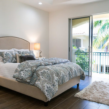 939 Hollywood Condo
