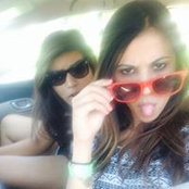 Shibani Dhumes foto