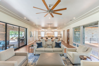 Example of a mid-sized minimalist living room design in Austin