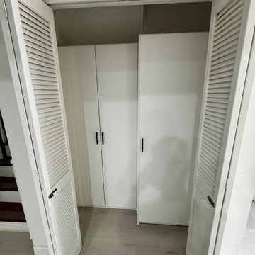 Coat closet