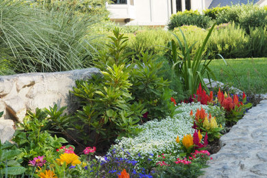 This is an example of a contemporary landscaping in San Diego.