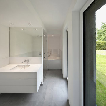 Modern Badezimmer