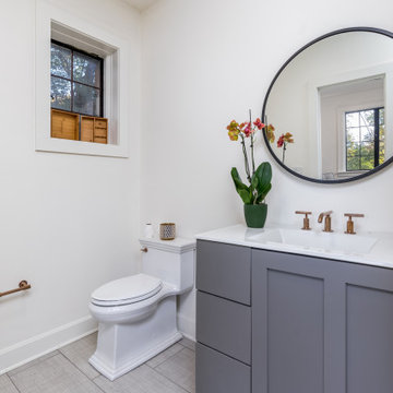 Tamara's Tudor Tutorial: Guest Bathroom