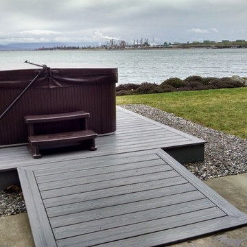 Couple Decks and Outdoor living areas