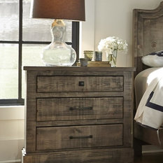 Brinley Nightstand