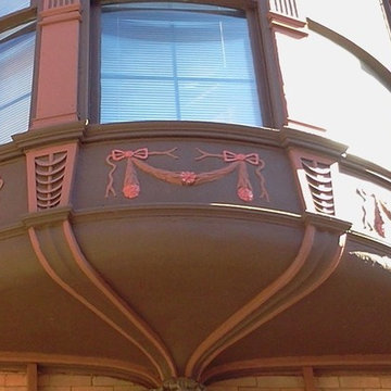 Stained Glass in Historic Homes (Preservation or Restoration)