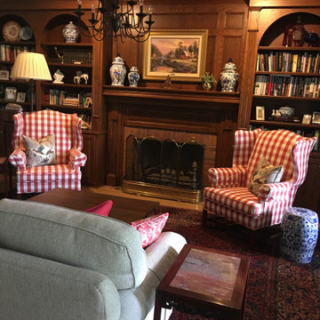 Traditional Farmhouse Library/Sitting Room