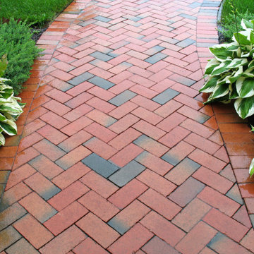Windsor Locks, CT – Brick and Stone Masonry Contractors – Patios and Walkways