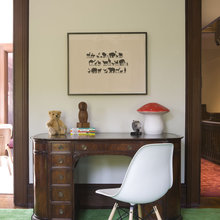 desks