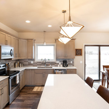 Simple Warm Contemporary Kitchen in Rural North Dakota