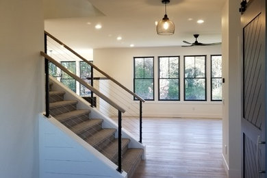 Country entryway photo in Milwaukee