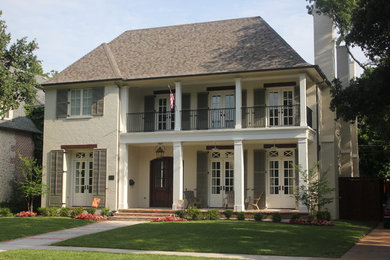 Inspiration for a traditional exterior in Dallas.