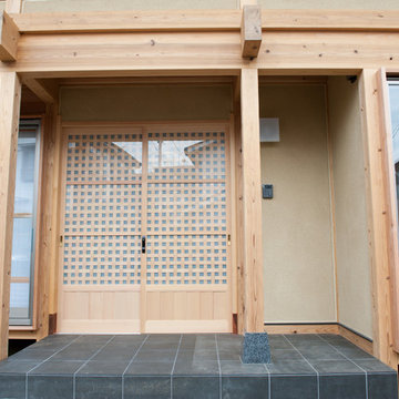 F-House