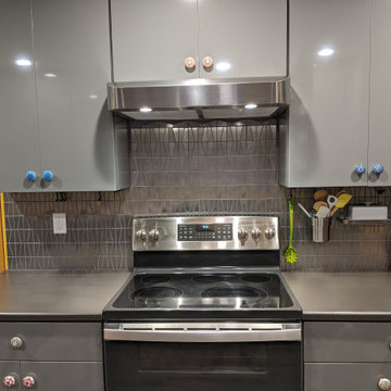 Eden Mosaic Tile Installations: Modern Trapezoid Stainless Steel Tile