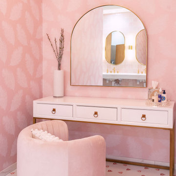 Women's Commercial Restroom