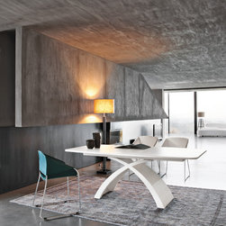 Tokyo Dining Table by Tonin Casa - Dining Tables