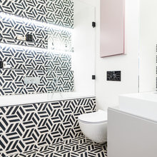 Tin house Bathroom