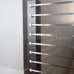 Angela - UT - Hardware