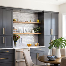 Kitchen (Wet Bar)