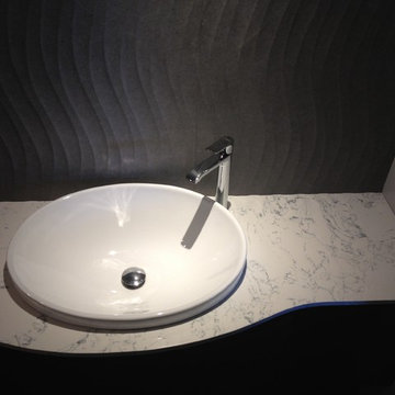 Gladstone Guest Bath