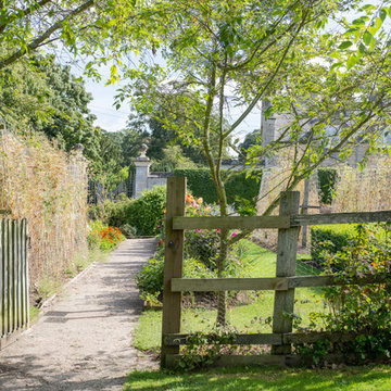 Cottage in the centre of Easton Walled Gardens
