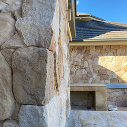 Ranch Irregular Walling / Sandstone Cladding - Wall Cladding & Stone Veneer
