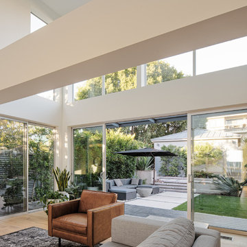 Connect 10 Mar Vista