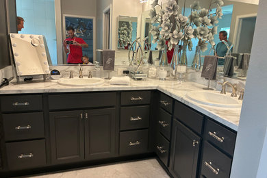 Inspiration for a bathroom remodel in Orlando