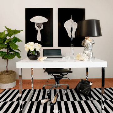 Black & White Office