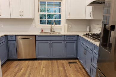 Kitchen - contemporary kitchen idea
