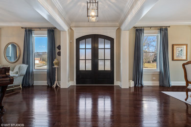 Example of an entryway design in Chicago