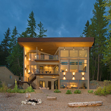 Squilax-Anglemont Road Residence